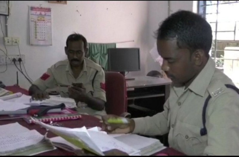 Husband-wife commits suicide