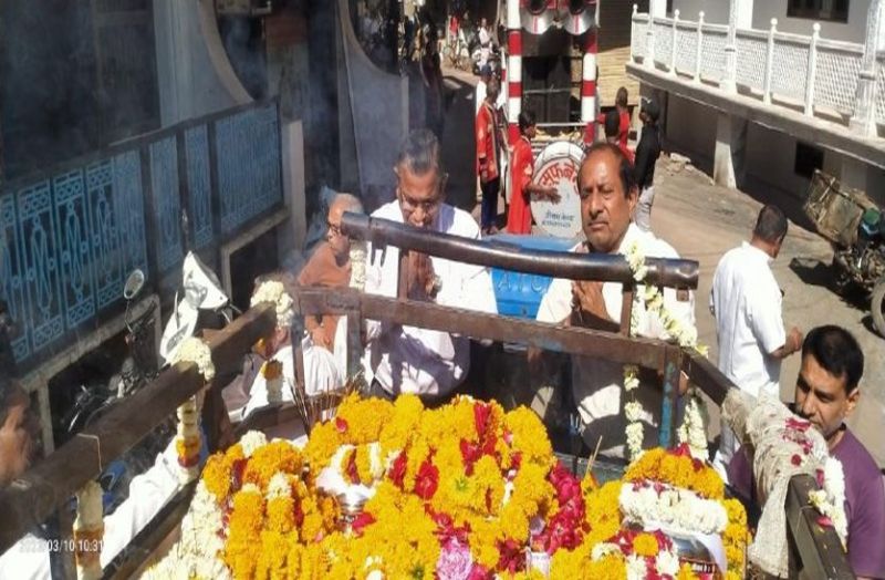 VIDEO...लवारिस अस्थि को एकत्रित कर हरिद्धार तर्पण करने के लिए निकली अस्थि कलश यात्रा