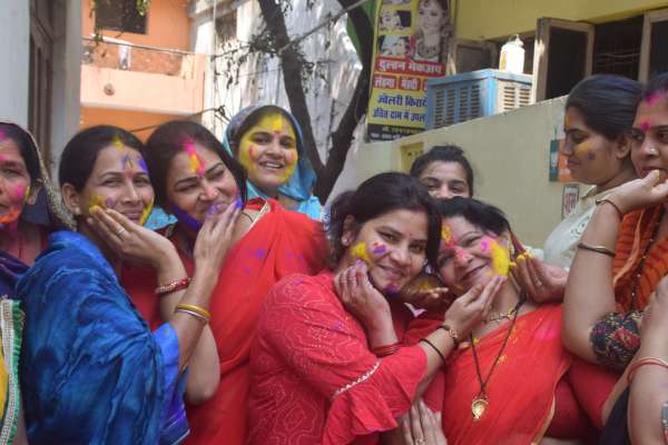 रॅग पर्व का उत्साह  