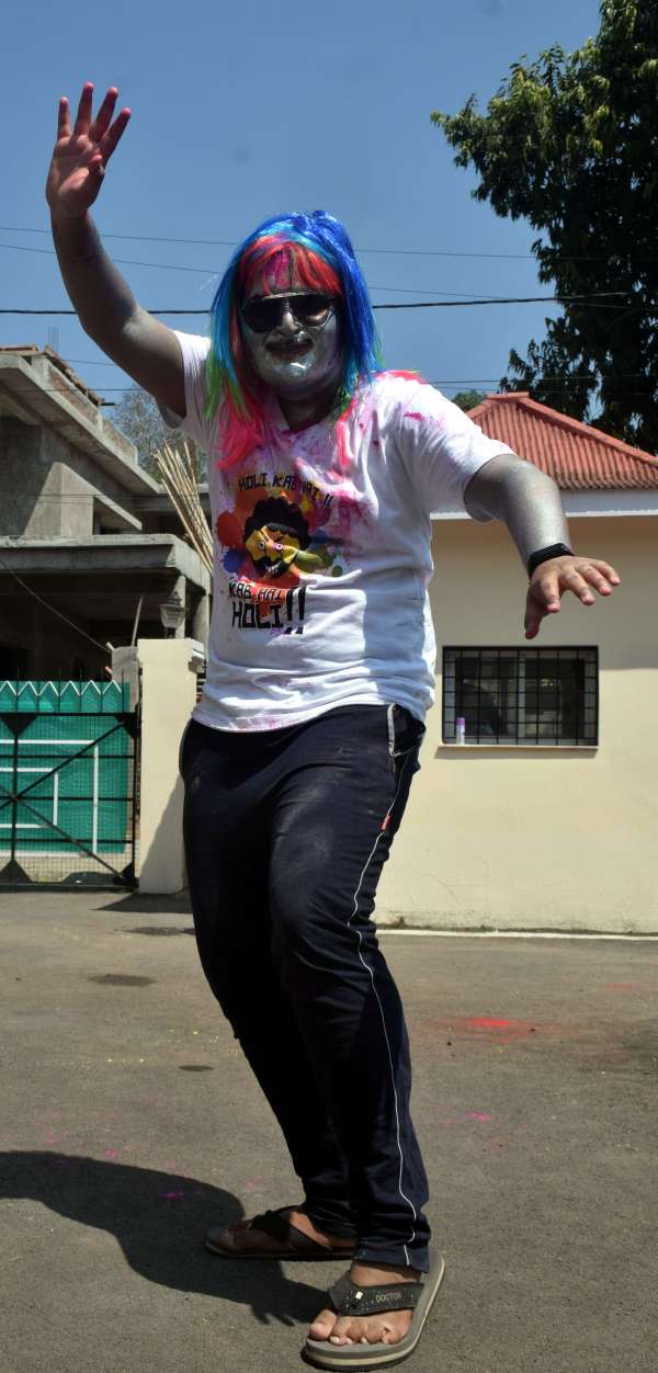 रॅग पर्व का उत्साह 