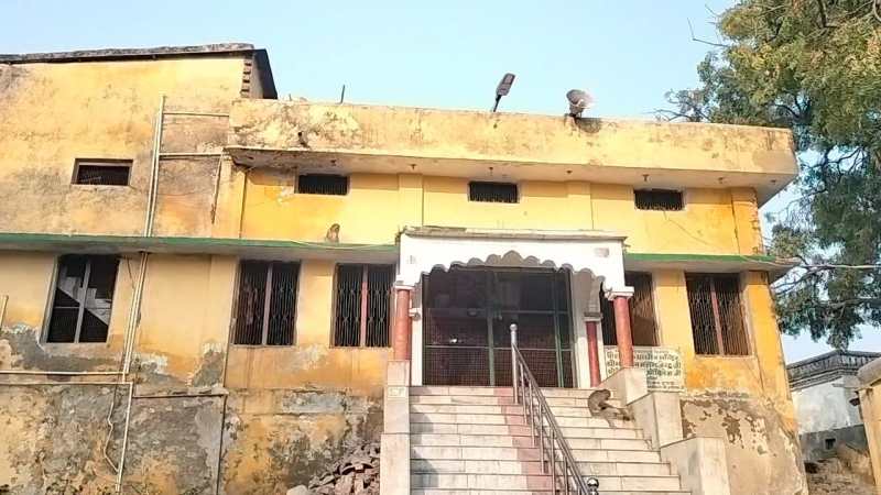 अयोध्या के कोतवाल माने जाते हैं मतगजेंद्र