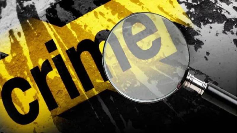 Video: Hanged himself by strangling his wife and three daughters