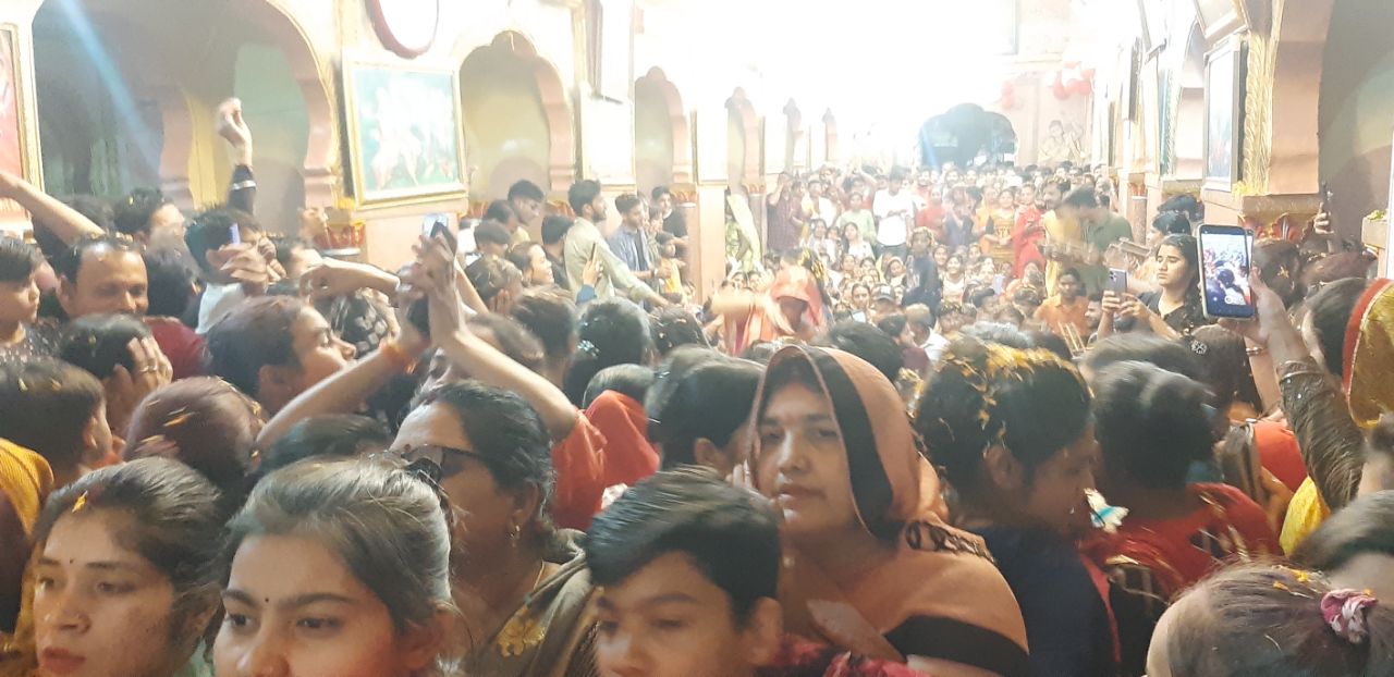 आज बिरज में होरी रे रसिया…