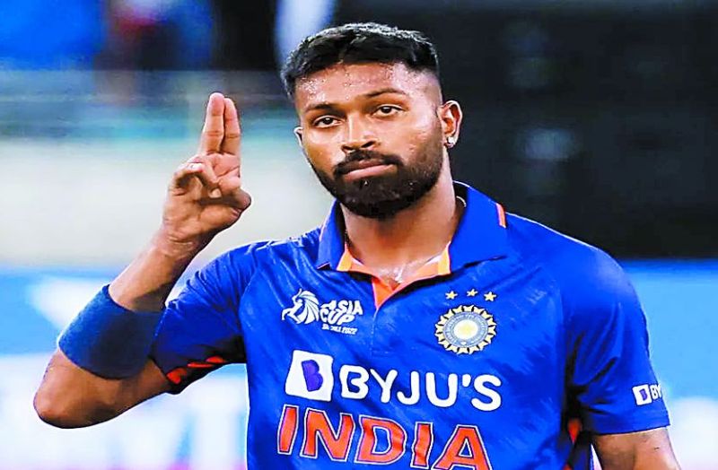 हार्दिक पांड्या सीमित ओवरों की कप्तानी के लिए उपयुक्त दावेदार : गावस्कर