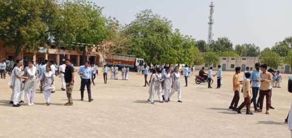 दसवी बोर्ड की परीक्षा शुरू