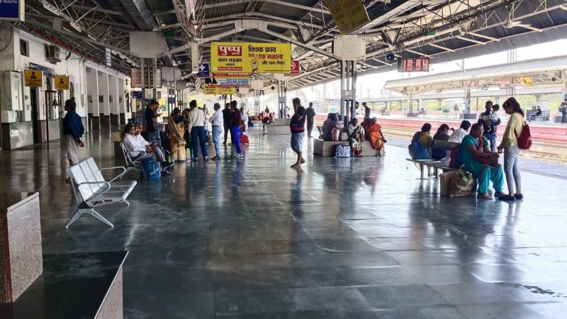 देवास रेलवे में सुविधाओं का हुआ विस्तार, कई रूटों पर नई ट्रेनों की दरकार