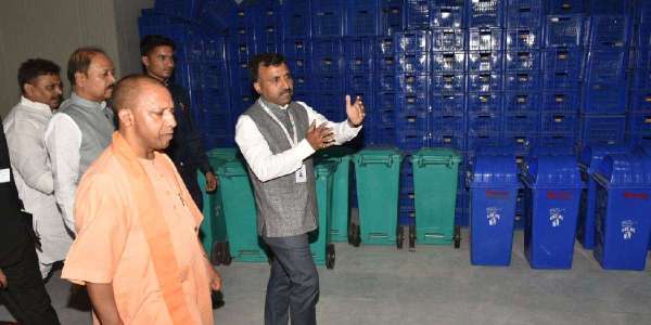 CM Yogi Adityanath inspected Integrated Packe House Varanasi