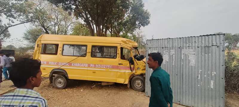 Truck collided with school vehicle Two students, driver and cleaner were seriously injured