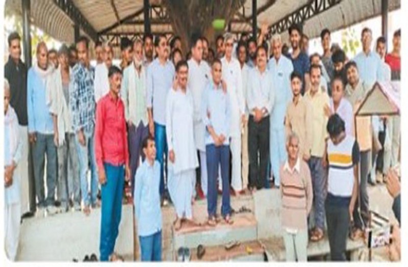 अतिक्रमण पर प्रशासन से जल्द कार्रवाई की मांग