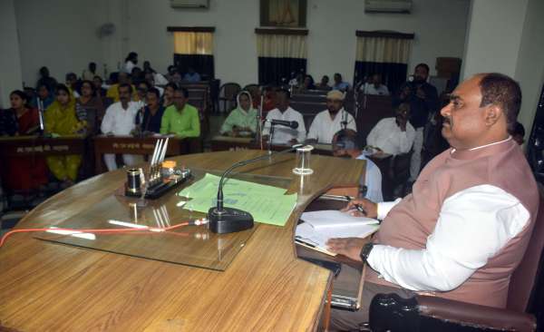 ग्वारीघाट का नाम बदला  