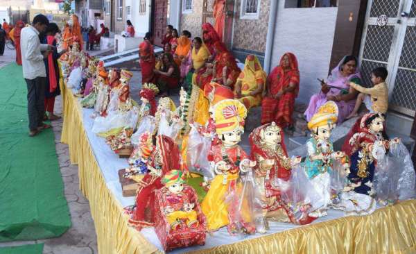 गणगौर प्रतिमाओं का पूजन, खोळा भरने की हुई रस्म