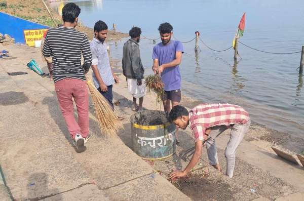जय हो समिति के नर्मदा घाट स्वच्छता अभियान का 173वां सप्ताह