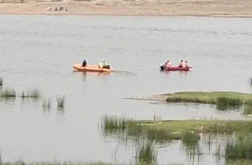 Karauli chambal river accident : three more bodies found