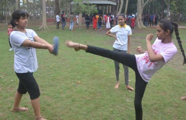 मस्ती और धमाल से शुरू हुई सुबह