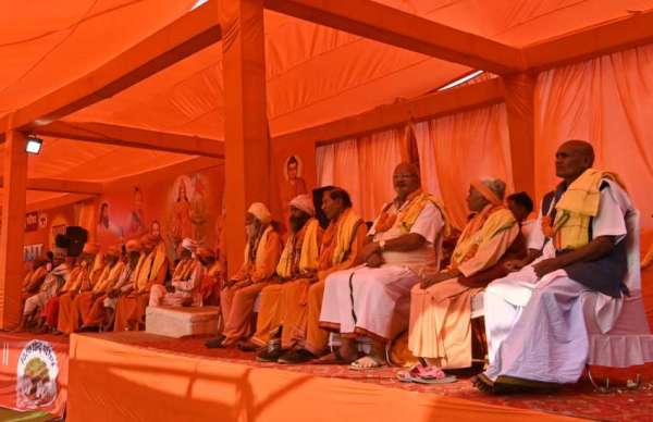 भव्य शोभायात्रा और संकल्प धर्मसभा  हिन्दु स्वा​भिमान जागरण संत पदयात्रा के अवसर पर