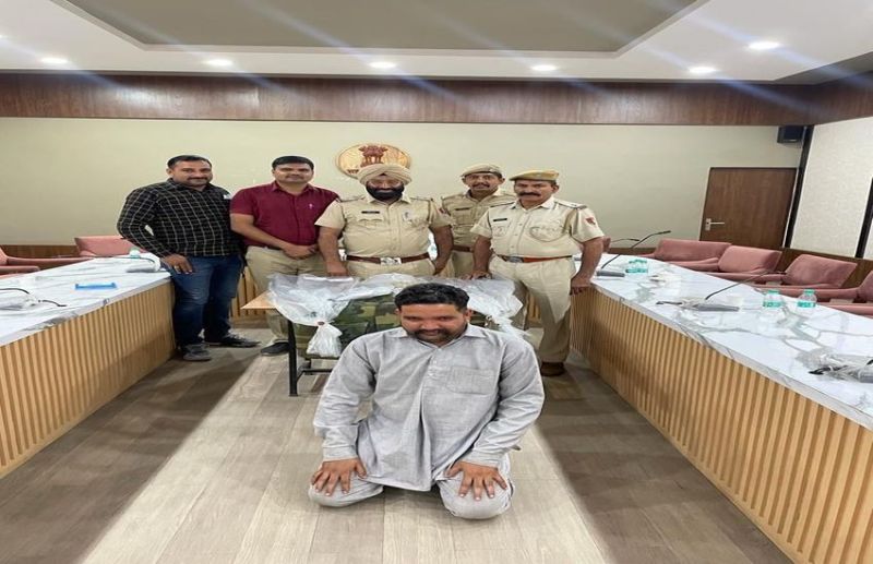 आनंदपाल को फरारी में मदद करने पर तोहफे में मिली थी बुलेट प्रुफ जैकेट