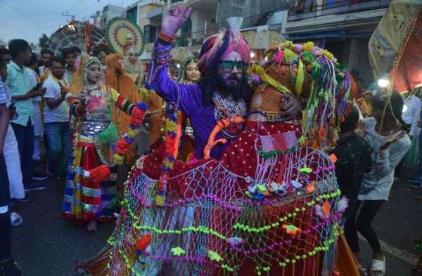 लोकसभा अध्यक्ष ओम बिरला ने शोभायात्रा को दिखाई हरी झण्डी, जगह-जगह स्वागत