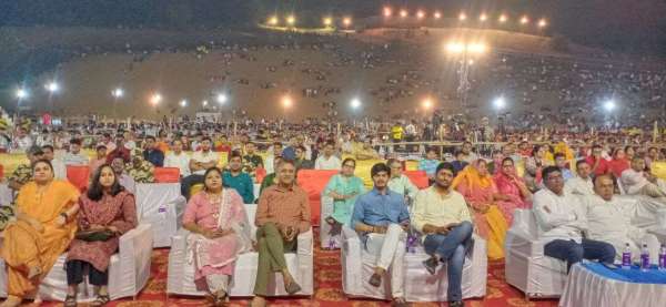 महाबार के धोरों पर रंगारंग कार्यक्रम से थार महोत्सव का समापन