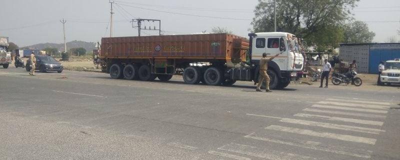 मार्च में सख्ती: बकाया 15.37 करोड़ का टैक्स वसूलने परिवहन विभाग सड़कों पर