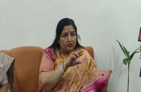 अनुराधा पौड़वाल 