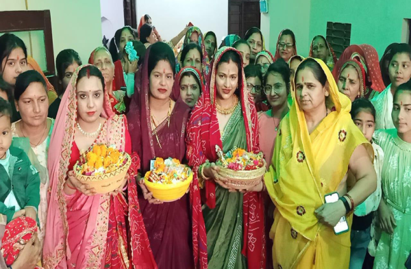 Patrika Photo Gallery: गणगौर के लोकगीतों की गूंज: गौर-गौर गौमती ईसर पूजे पार्वती