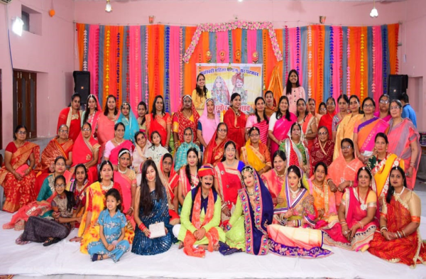 Patrika Photo Gallery: गणगौर के लोकगीतों की गूंज: गौर-गौर गौमती ईसर पूजे पार्वती