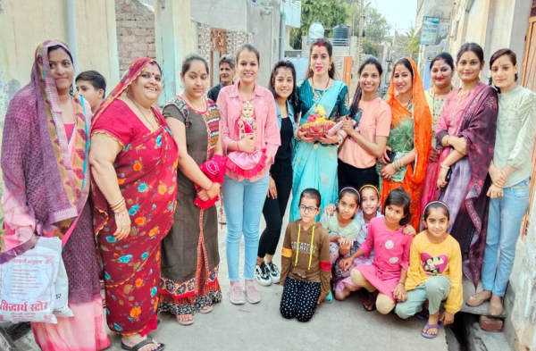 Patrika Photo Gallery: गणगौर के लोकगीतों की गूंज: गौर-गौर गौमती ईसर पूजे पार्वती