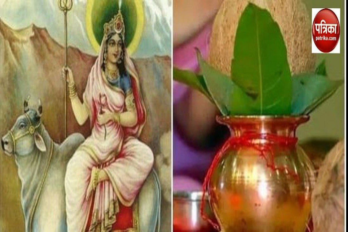 देवी को अर्पित करें उनकी पसंद का समान