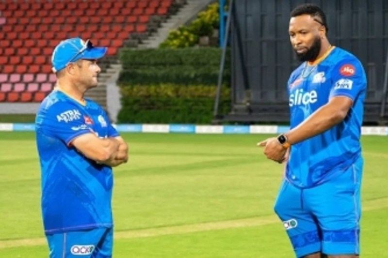ipl-2023-kieron-pollard-begins-his-batting-coach-role-with-mumbai-indians.jpg