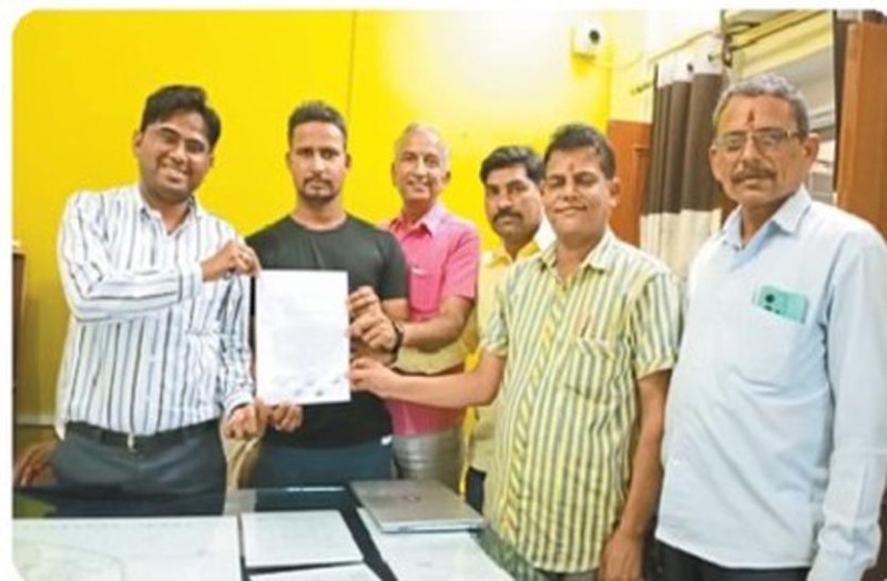 राजस्थान में यहां डेयरी बूथों के आवंटन पर हंगामा