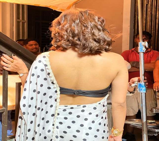 Bra To Wear With Backless Blouse बैकलेस ब्‍लाउज के