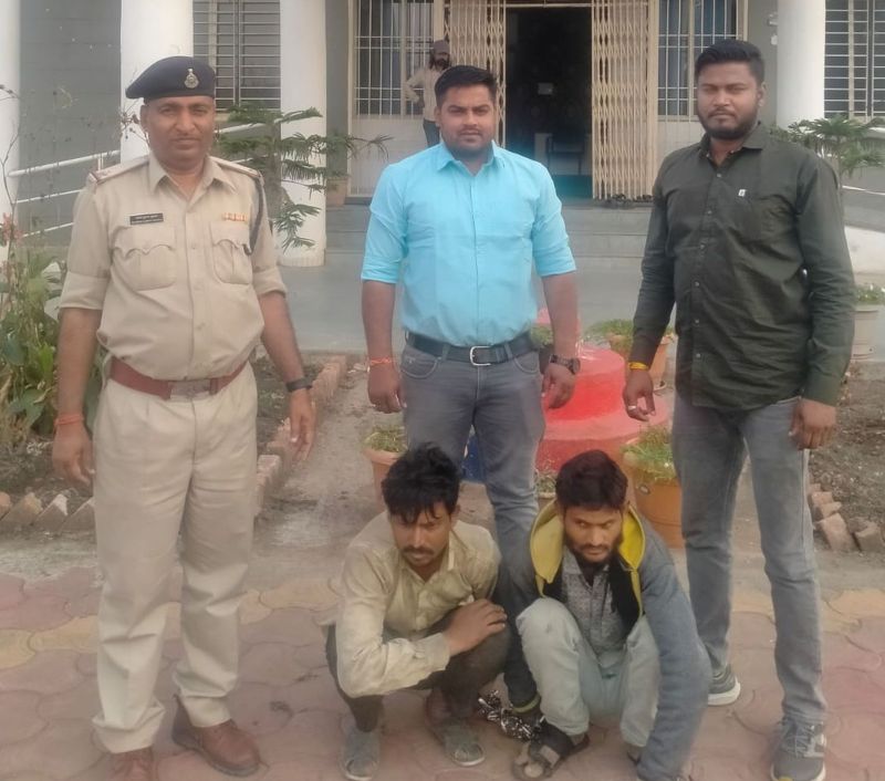 पुलिस ने कितने किमी दौड लगाकर आखिर किस बदमाश को पकड लिया