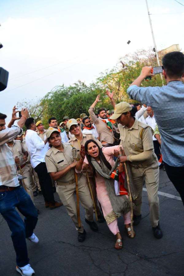 Youth Congress protests outside BJP headquarters over removal of Rahul Gandhi's Lok Sabha membership