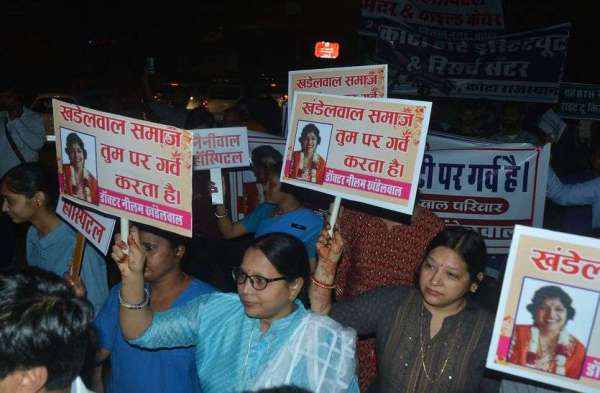 निजी चिकित्सकों ने निकाली महारैली