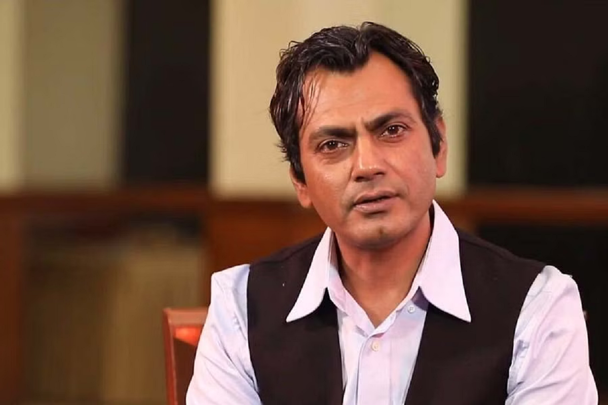 nawazuddin_siddiqui_filed_a_defamation_case_of_rs_100_crore_against_his_brother_shamasuddin_and_ex_wife_aaliya.png