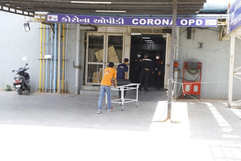 गुजरात में कोरोना के 301 नए मरीज, रिकवरी रेट 99 फीसदी से कम हुई