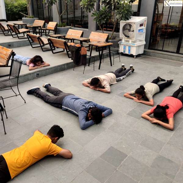 'एक्शन रिएक्शन' में कलाकारों मिली कैमरा फेस करने की ट्रेनिंग