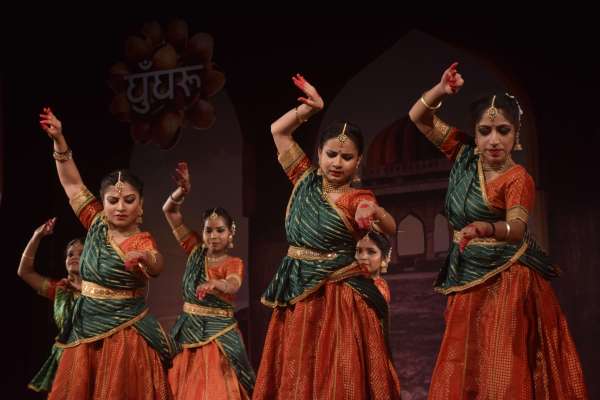 कत्थक न्रत्य मे दिखी प्रतिभा  