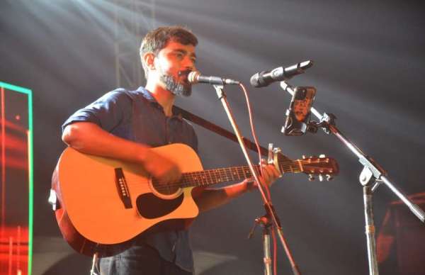 सांइस कॉलेज मैदान में ऑटो एक्सपो की धूम मची हुई है। 