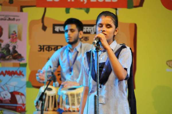 देशभक्ति के तरानों में डूबा ‘जवाहर बाल साहित्य महोत्सव’