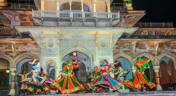 चरी और घूमर नृत्य के साथ सेलिब्रेट किया Rajasthan Day.