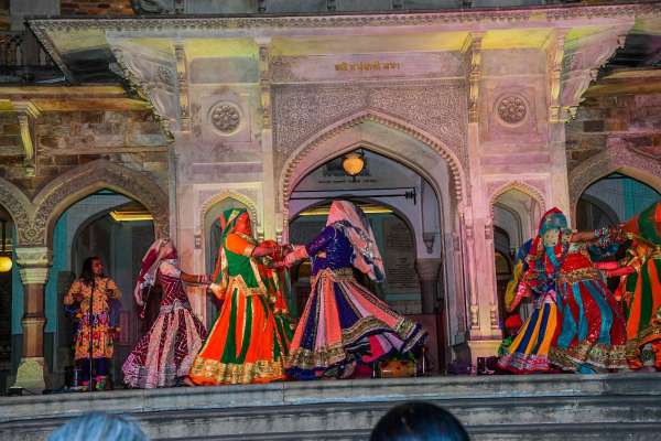 चरी और घूमर नृत्य के साथ सेलिब्रेट किया Rajasthan Day.