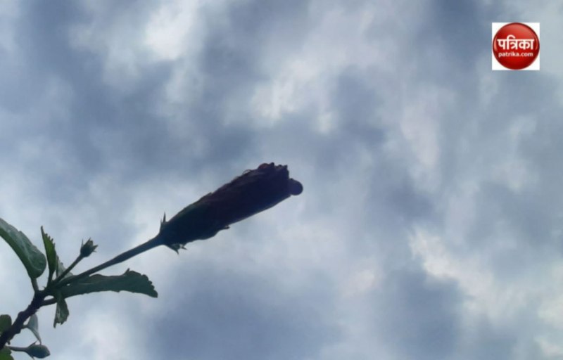 गरज चमक,तेज हवा और बारिश