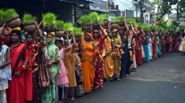 जवारा विर्सजन   
