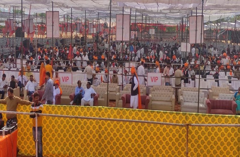 केसरिया महापंचायत में हजारों की तादाद में जुटे लोग, ईडब्ल्यूएस में 14 फीसदी आरक्षण की मांग