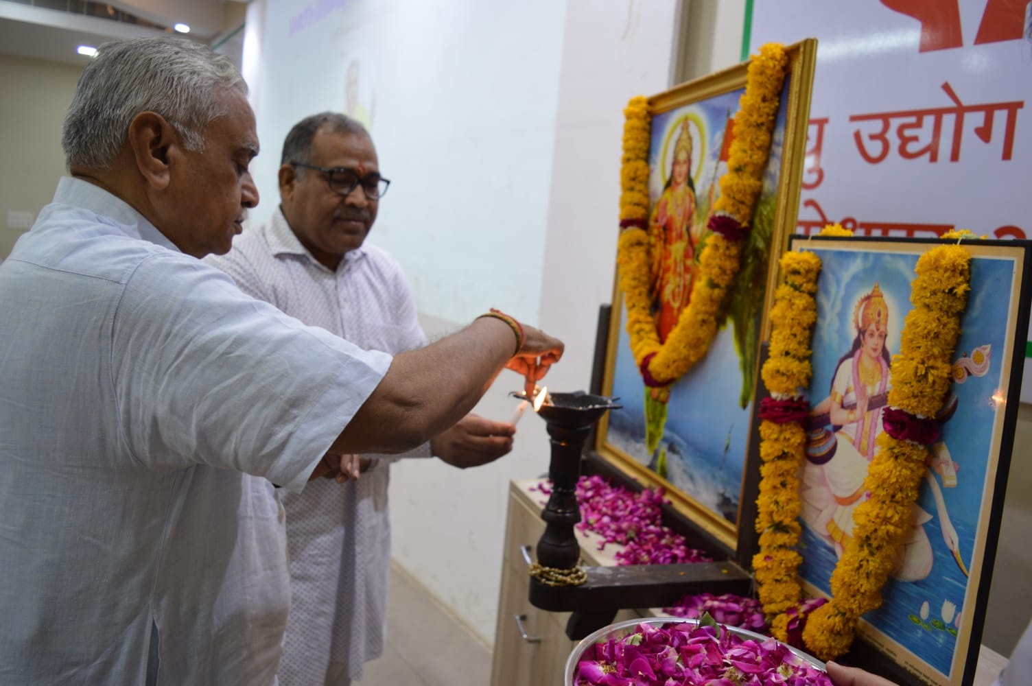 RSS : भारत में राष्ट्र की अवधारणा समाज आधारित : डॉ. मनमोहन वैद्य