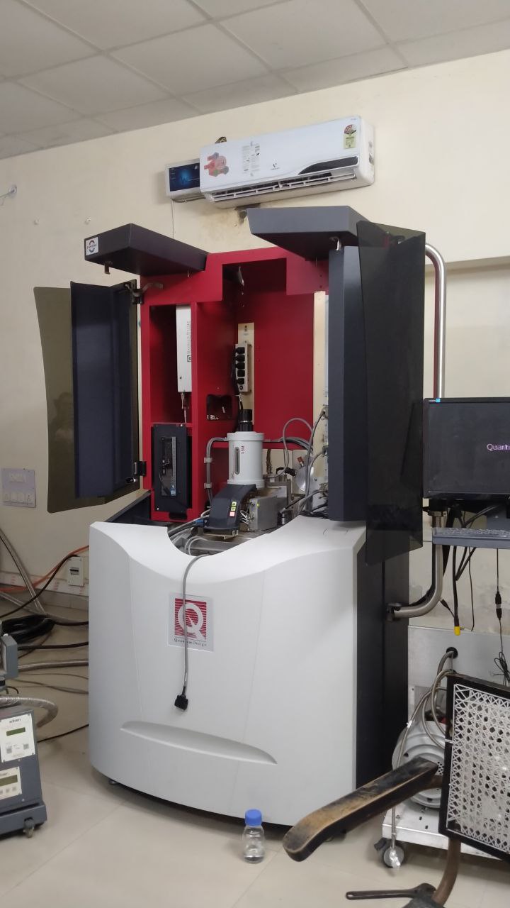 उत्तर भारत के बड़े संस्थानों में इन मशीनों की कमी लेकिन RU में नहीं हो रही कद्र