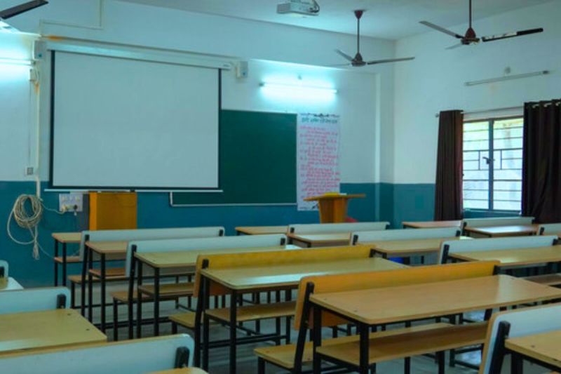 10 Sanskrit schools will opened in UP cost of 100 crores