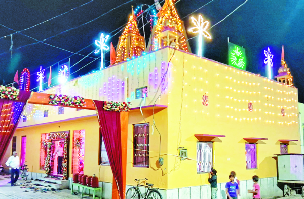 Patrika Photo Gallery:  हनुमान जन्मोत्सव मनाया: बजरंग बली के चरणों में बही भजनों की गंगा