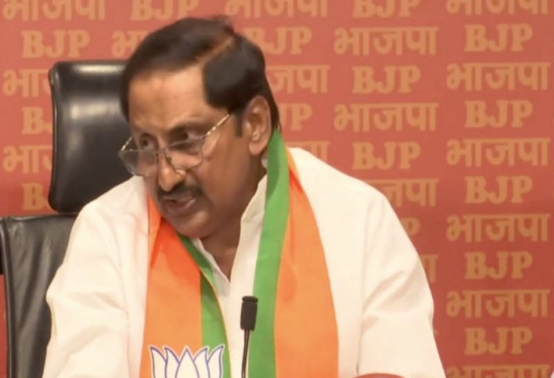 kiran_kumar_reddy_joins_bjp.jpg
